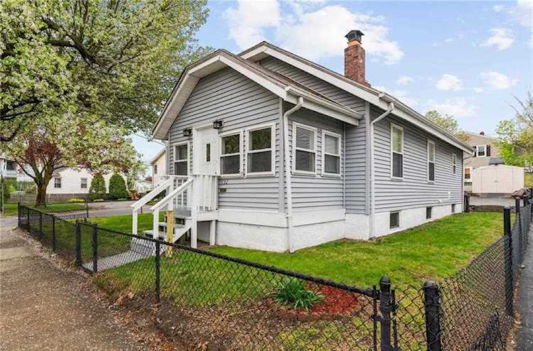 132 Power Rd Pawtucket, RI 02860