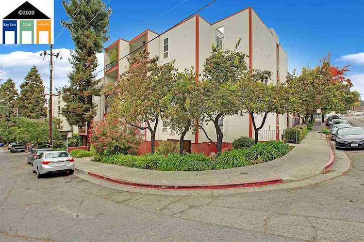 250 Whitmore Oakland, CA 94611