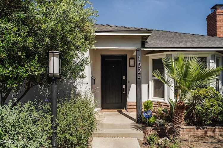 1524 N Grand Oaks Ave Pasadena, CA 91104