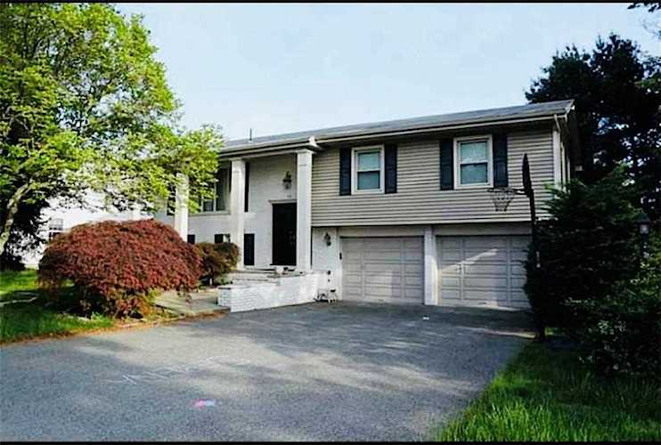 44 Elmcroft Ave Providence, RI 02908