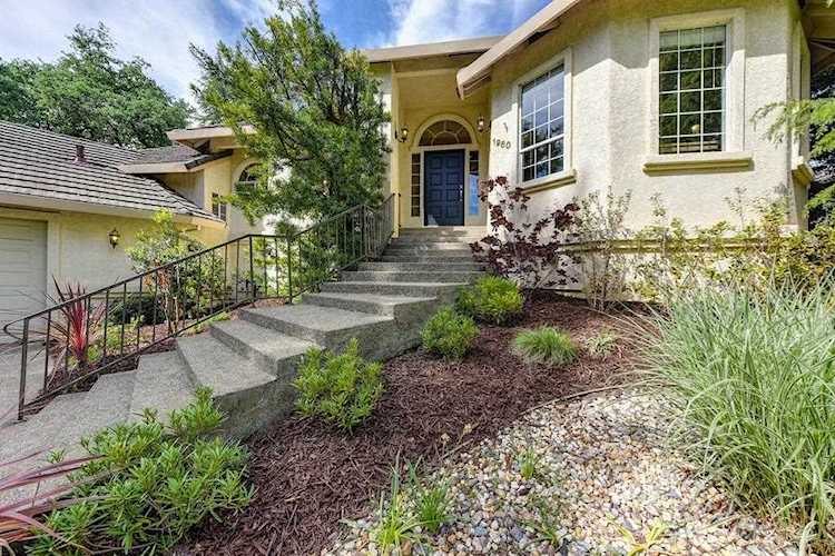1960 Portsmouth Drive El Dorado Hills, CA 95762