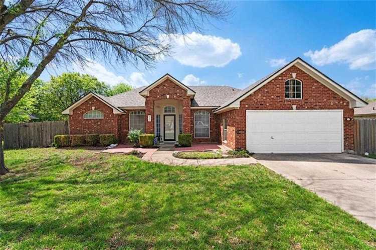 806 Magnolia CV Buda, TX 78610