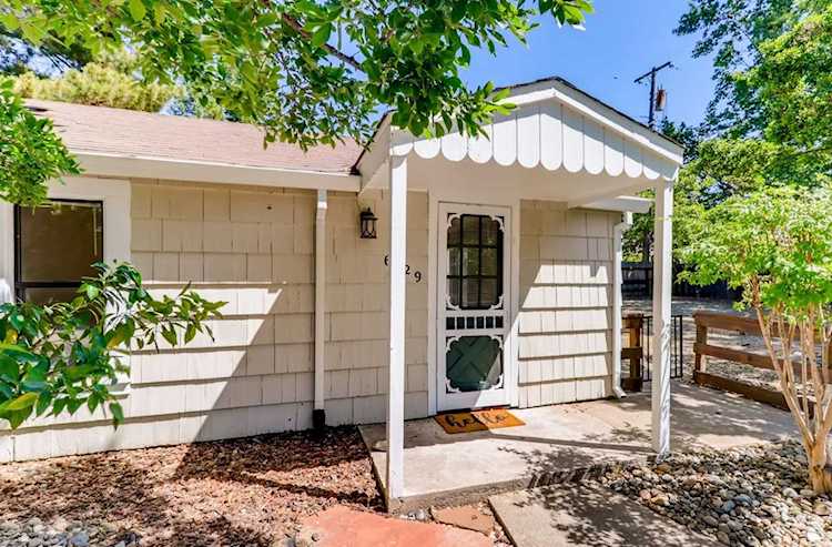 6129 Dahlia Drive Carmichael, CA 95608