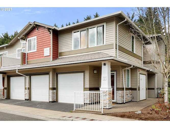 14745 SW Sandhill Loop #102 Beaverton, OR 97007