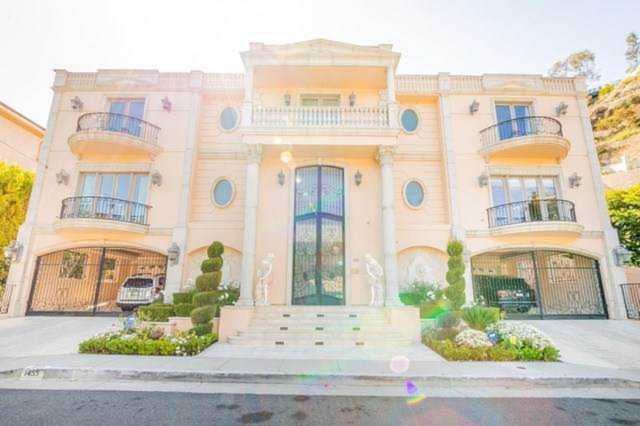 1455 Robmar Dr Beverly Hills, CA 90210