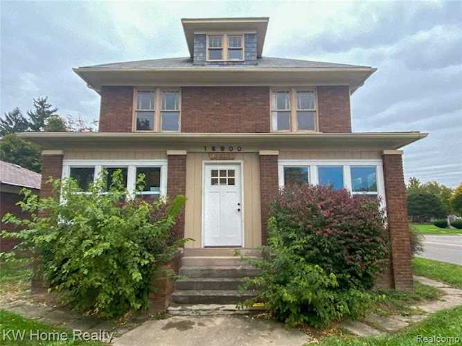 13900 Rutland St Detroit, MI 48227