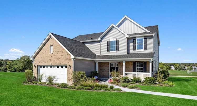 321 Tralee Ln Mchenry, IL 60050