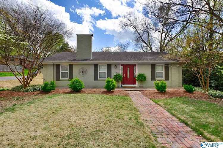 1106 SE Bob Wallace Avenue Huntsville, AL 35801