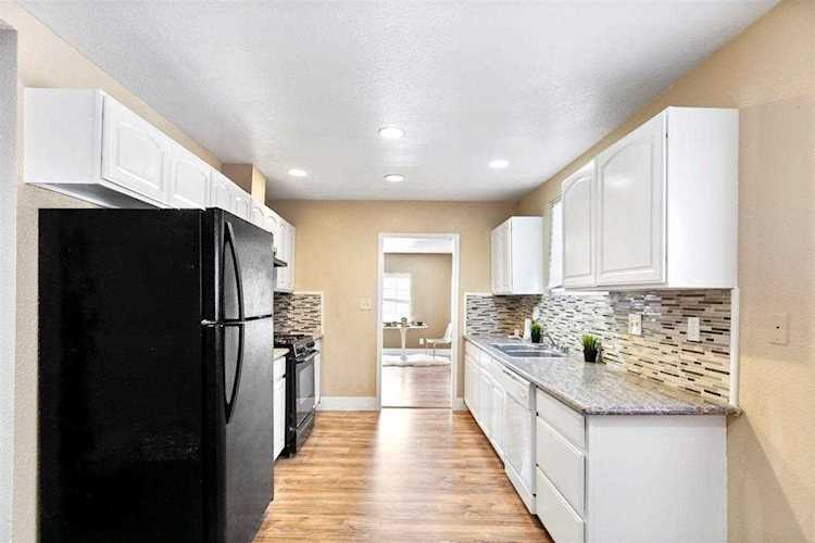 4821 Martin Luther King Jr Boulevard Sacramento, CA 95820