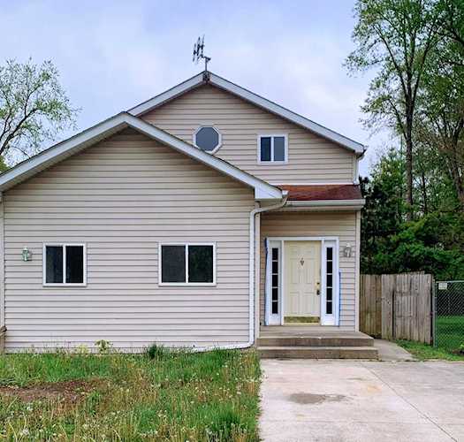 413 North Blvd Mchenry, IL 60050