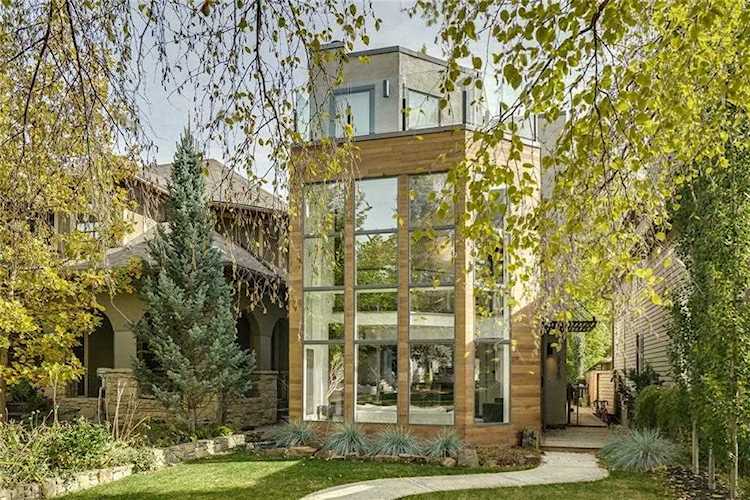 3020 5 St SW Calgary, AB T2S 2C4