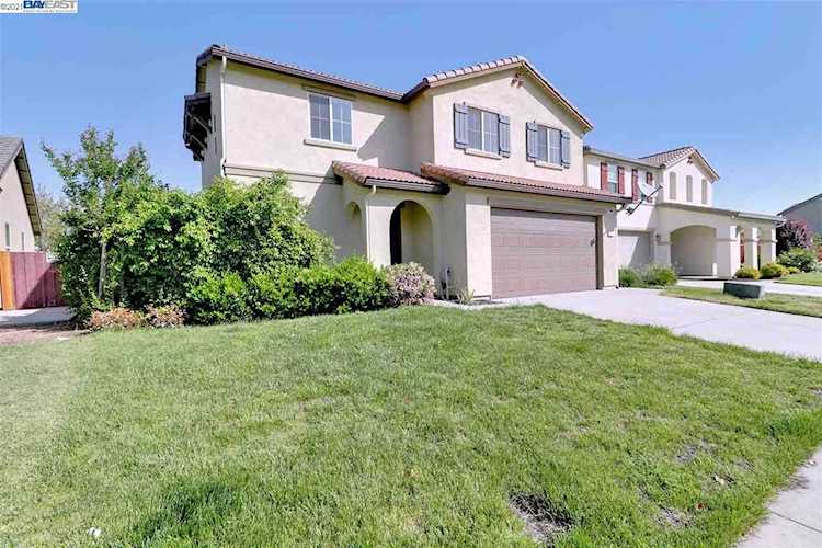 2753 Pine Brook Dr Stockton, CA 95212