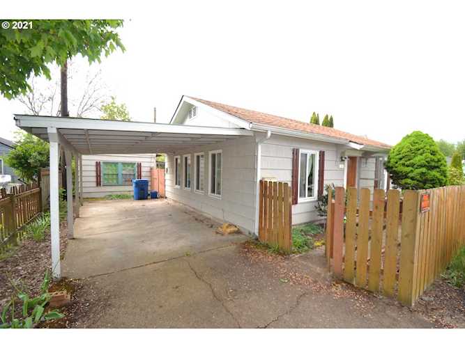 2040 Carleton Way Salem, OR 97301