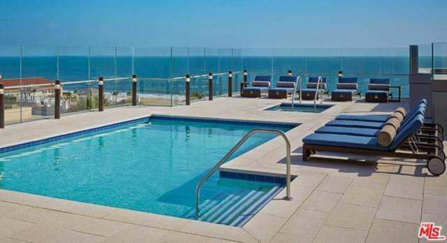 1755 Ocean #301 Santa Monica, CA 90401