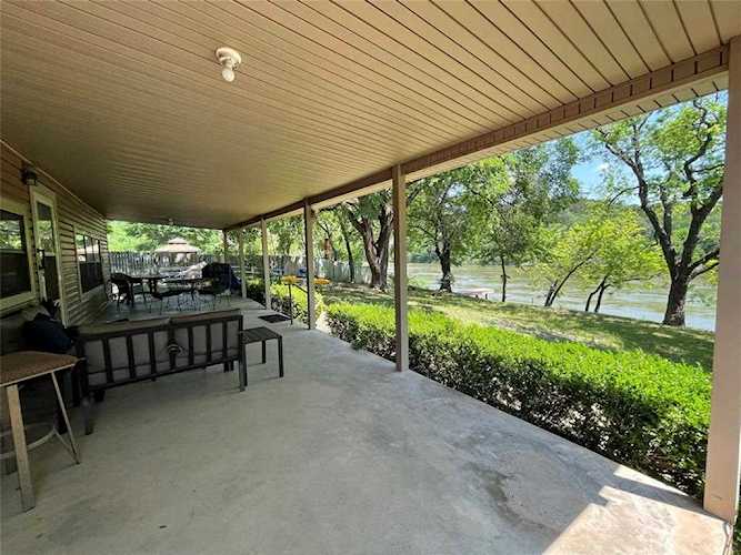 1180 County Road 315 Rainbow, TX 76077