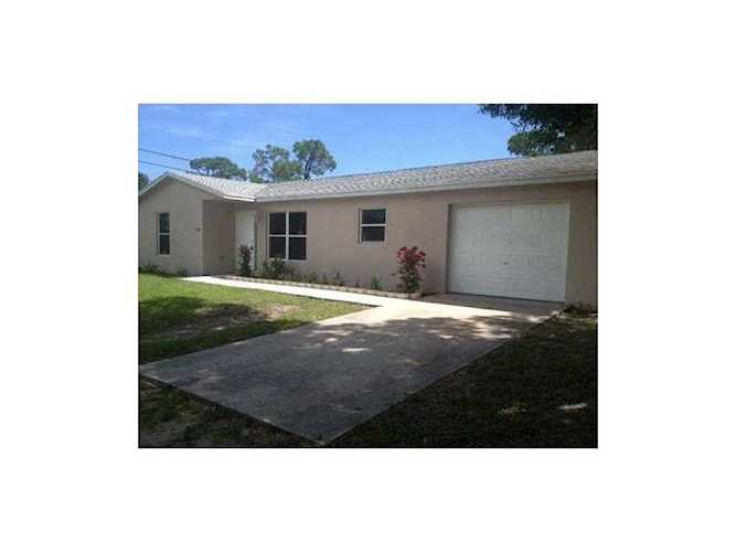 1110 SW 19th Ave Vero Beach, FL 32962