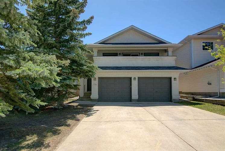 175 Shawinigan Dr SW Calgary, AB T2Y 2W3