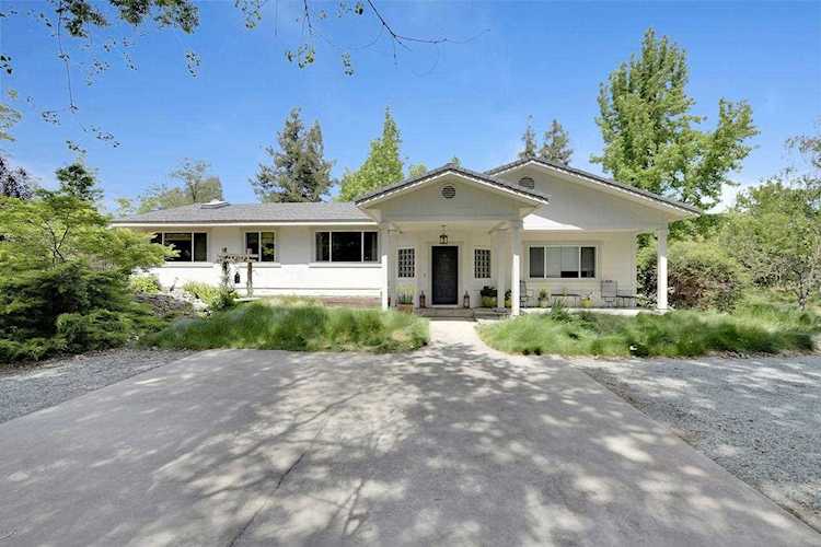 12427 Woods Road Wilton, CA 95693