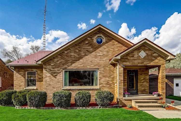 404 Kelly St Sun Prairie, WI 53590