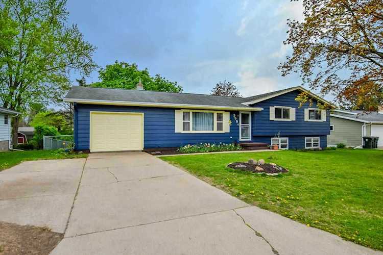 359 Miller St Sun Prairie, WI 53590