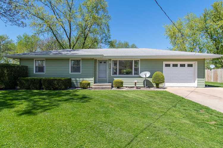 130 E 4th St Coal City, IL 60416