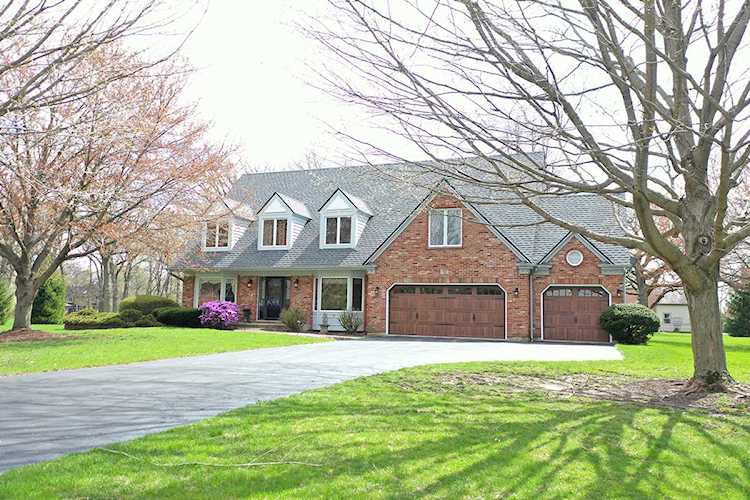 31 Oak Creek Dr Yorkville, IL 60560