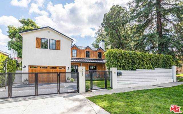 4120 Dixie Canyon Ave Sherman Oaks, CA 91423