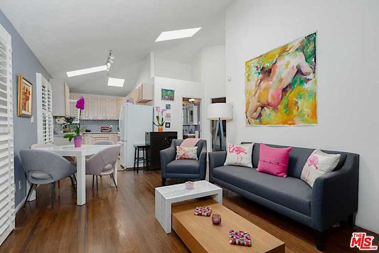 2134 Oak St #1 Santa Monica, CA 90405