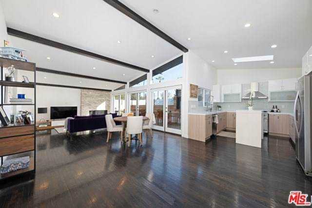 16752 Livorno Dr Pacific Palisades, CA 90272