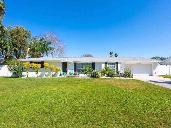 3149 Meyer Dr Sarasota, FL 34239
