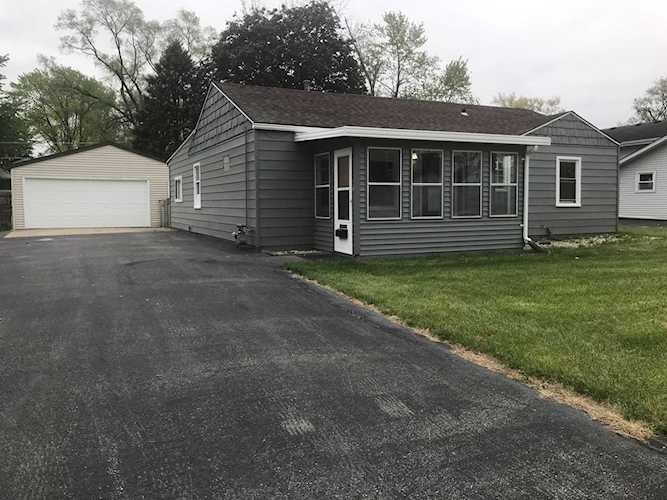 1714 Hosmer Ln Crest Hill, IL 60403