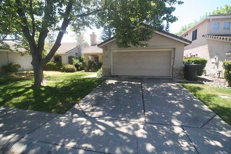 1529 Alyssum Way Roseville, CA 95747