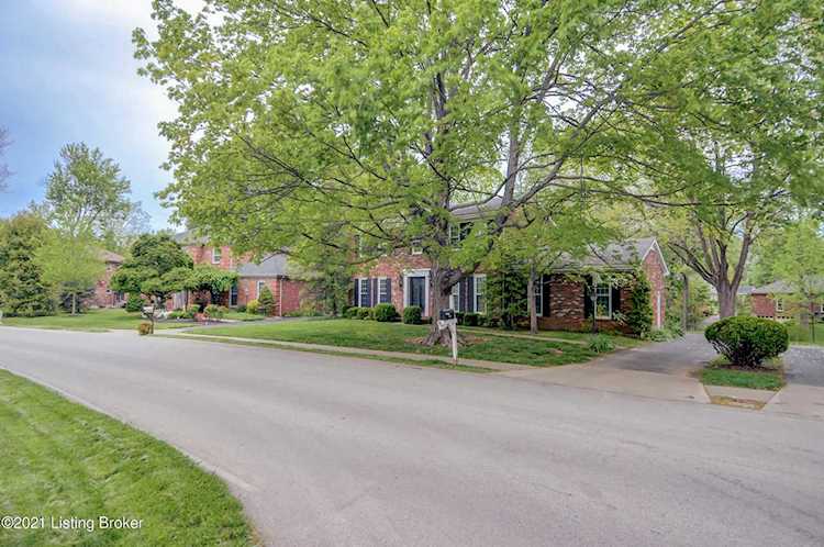 11005 Finchley Rd Louisville, KY 40243