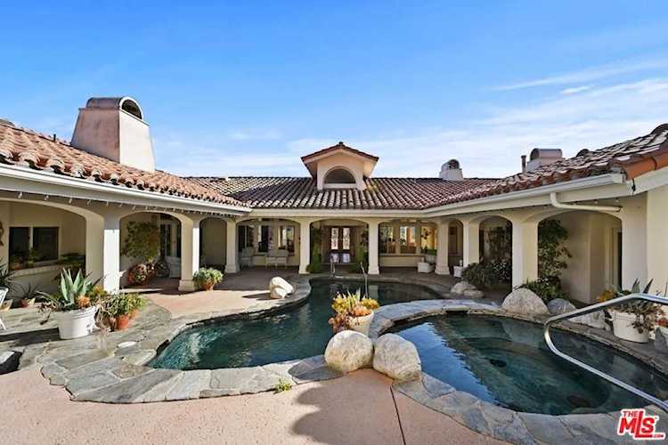 26763 Mulholland Calabasas, CA 91302