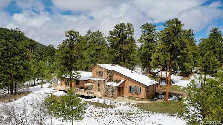 8223 Surrey Dr Morrison, CO 80465