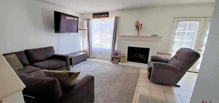 5804 Sequoia Court Rocklin, CA 95677