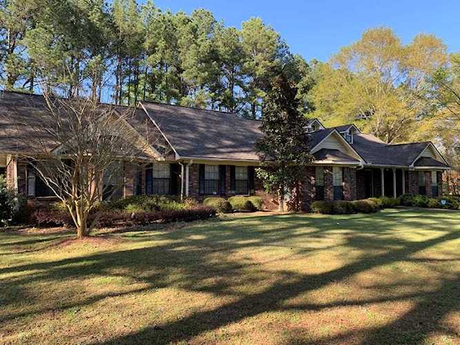 707 Blackmur Drive Water Valley, MS 38965