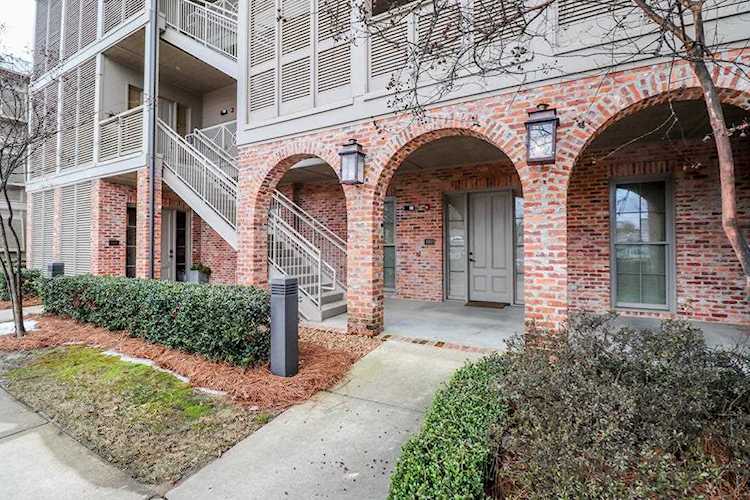 800 College Hill Rd #2202 Oxford, MS 38655