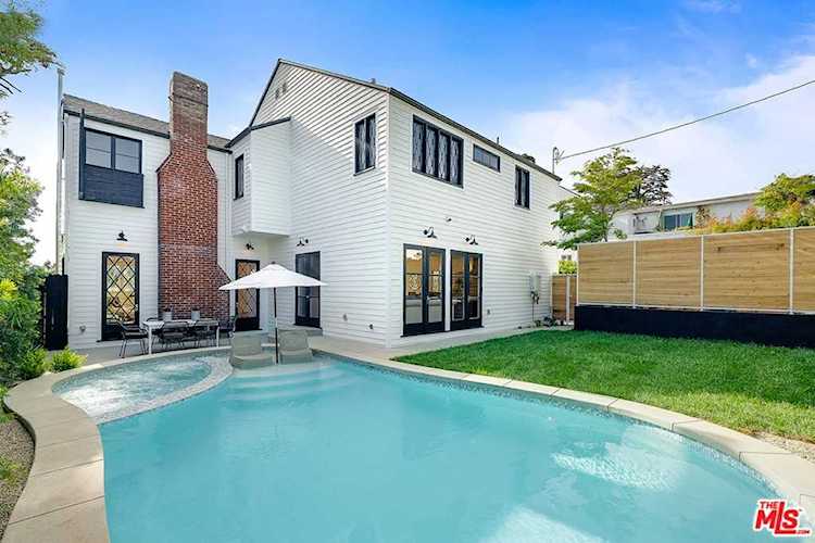 364 S Westmoreland Ave Los Angeles, CA 90020