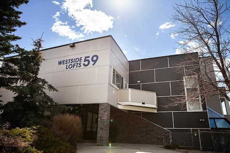 59 Glamis Dr SW #107 Calgary, AB T3E 6V4