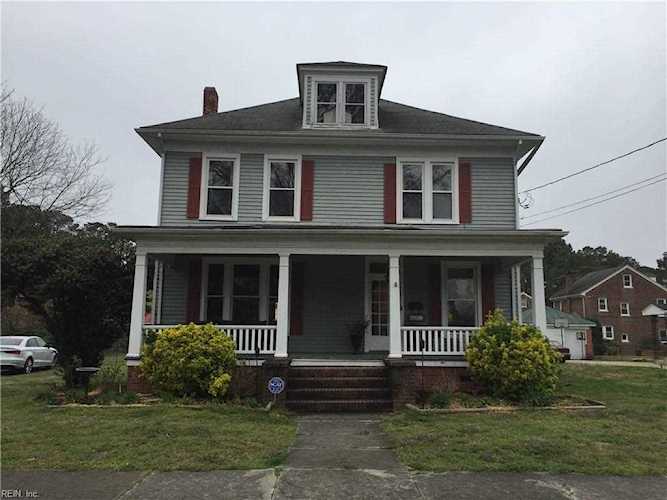 205 Bosley Ave Suffolk, VA 23434