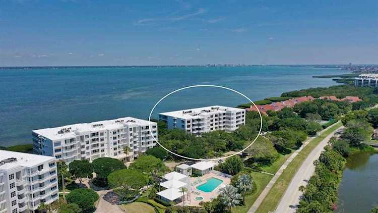 2410 Harbourside Dr #132 Longboat Key, FL 34228