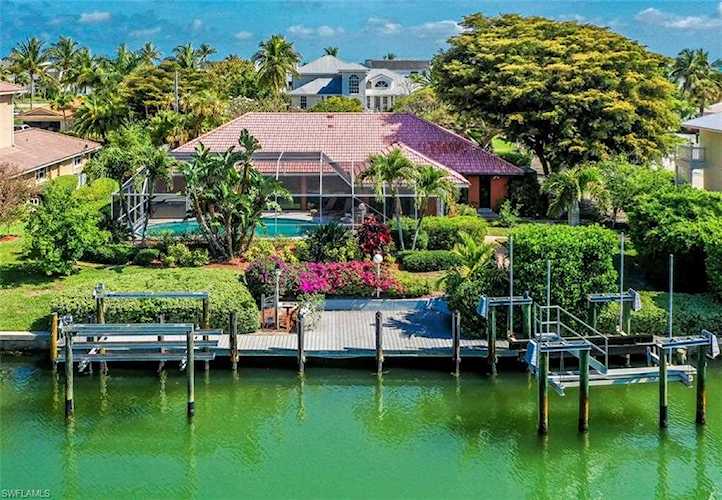 775 Limpet Dr Sanibel, FL 33957