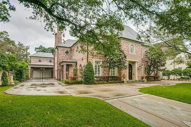 3444 Piping Rock Ln Houston, TX 77027