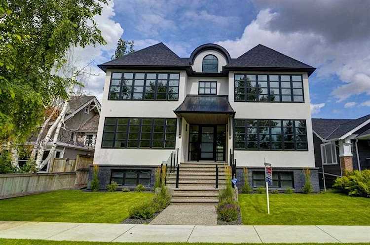 234 40 Ave SW Calgary, AB T2S 3X3