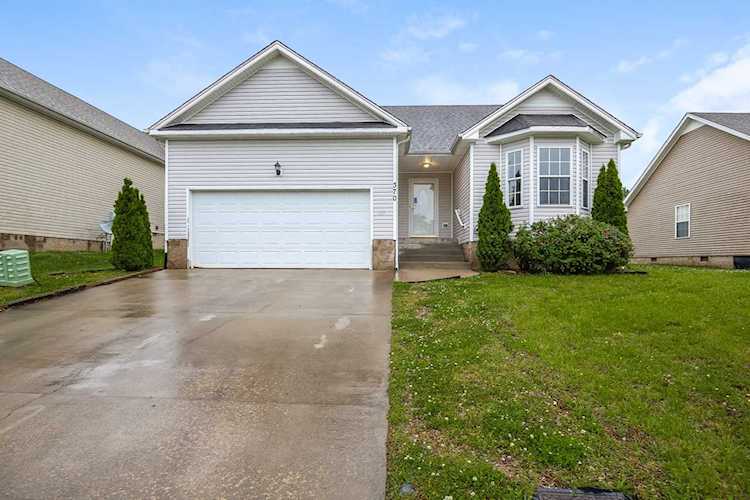 370 Chalet Cir Clarksville, TN 37040