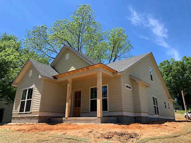 1151 Robinson Water Valley, MS 38965