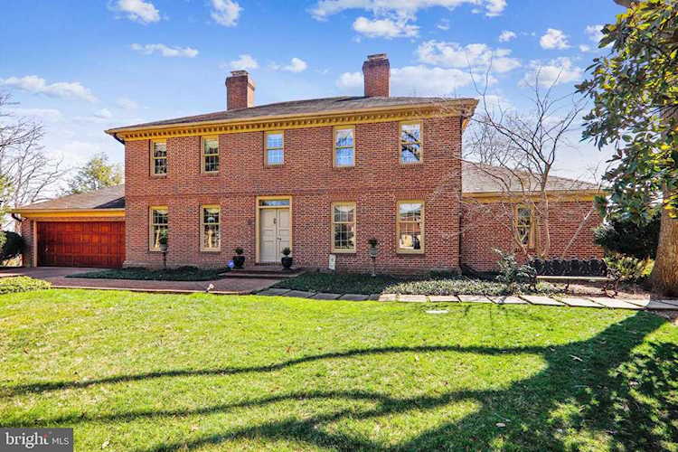 3903 Belle Rive Terrace Alexandria, VA 22309