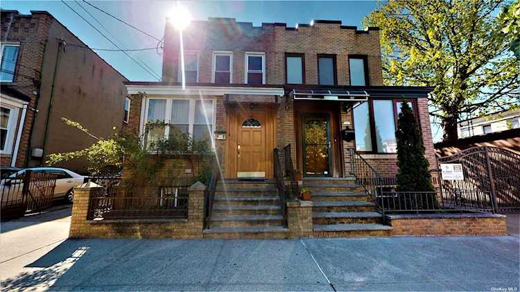 21-16 Bleecker Street Ridgewood, NY 11385