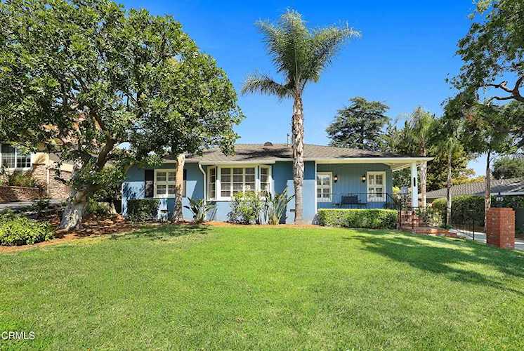 4524 Alcorn Dr La Canada Flintridge, CA 91011